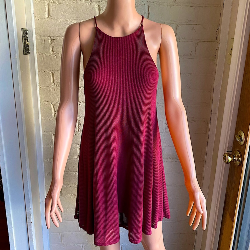 Silence & Noise size small burgundy deep red summer swing dress Urban Outfitters